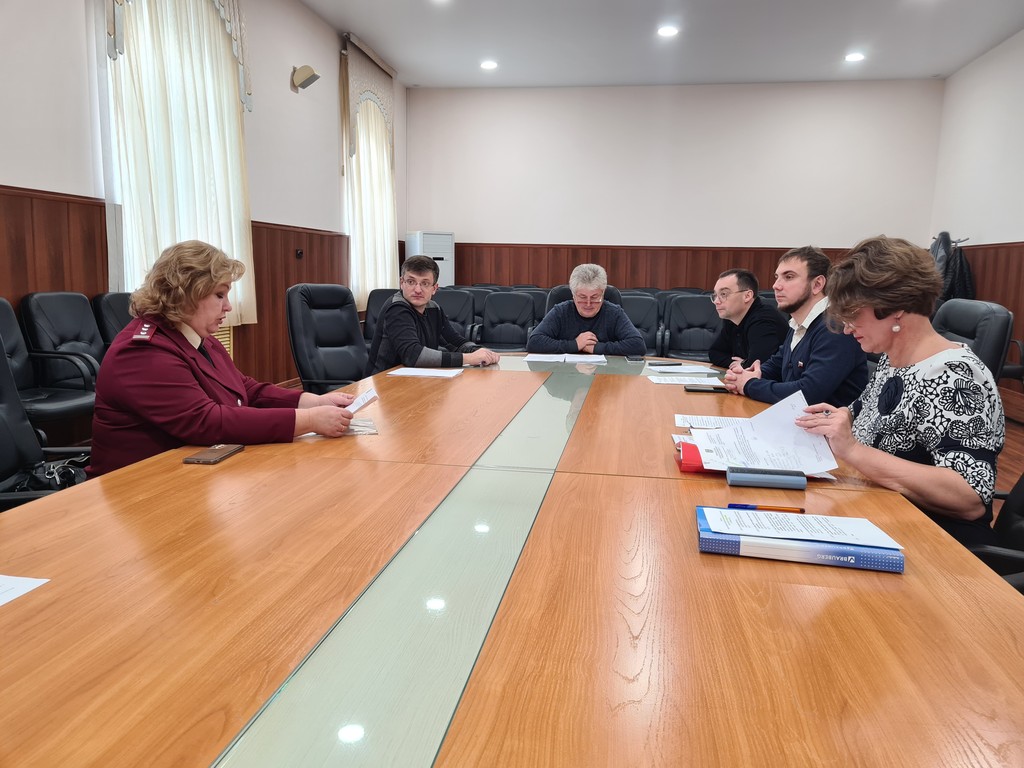 Актуальные вопросы в преддверии ноябрьского заседания Думы рассмотрены на этой неделе постоянными депутатскими комиссиями