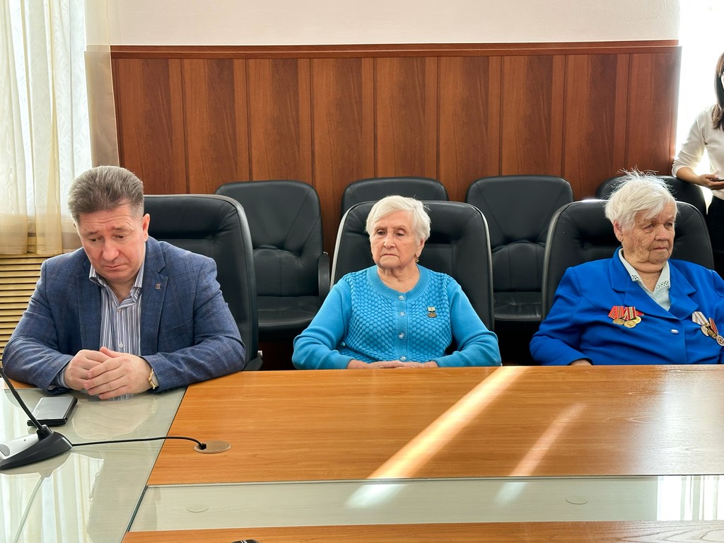 Памятное мероприятие¸ посвященное 80-летию полного освобождения Ленинграда от фашистской блокады, прошло в городской Думе