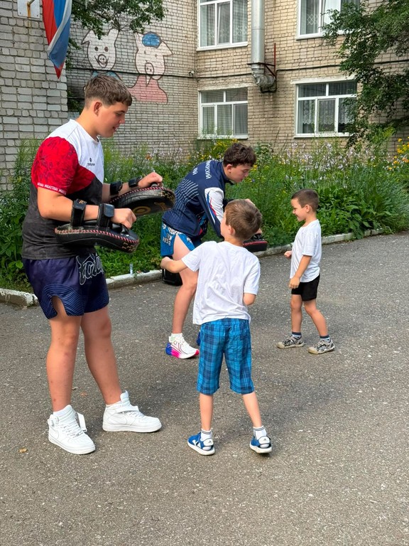 Зарядка с Чемпионами