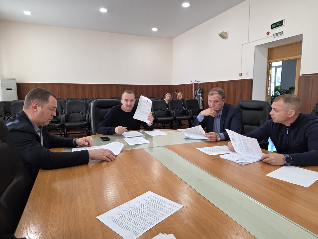 В думских комиссиях обсудили развитие инфраструктуры и управление муниципальной собственностью