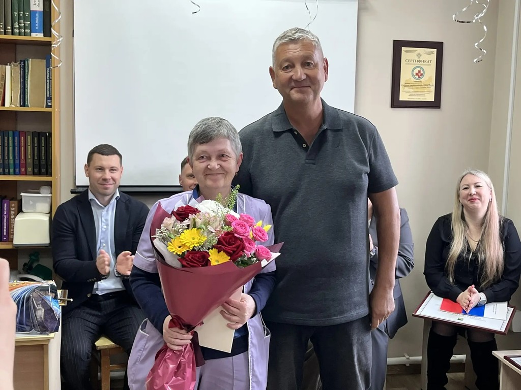 С Днем работника скорой медицинской помощи