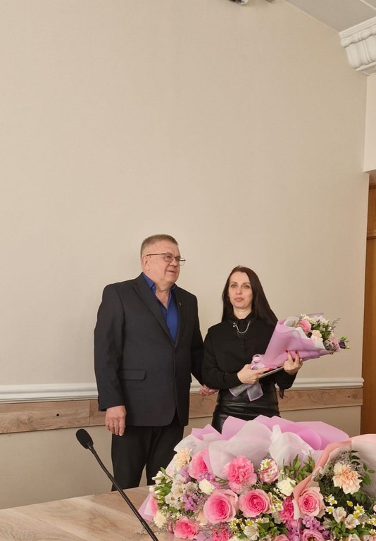 Поздравление работников бытового обслуживания и жилищно-коммунального хоязйства