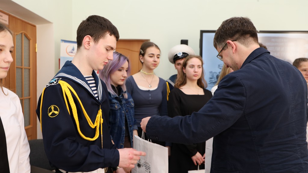 Молодёжные Находкинские чтения: «Созидатели и творцы - достойные граждане Находки»