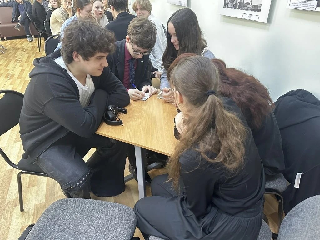 Итоги  интеллектуальной игры  "БрейнБук-Юниор"