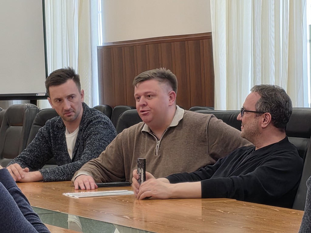 В Находке депутаты утвердили планы по поддержке молодежи и обсудили создание муниципального автопарка