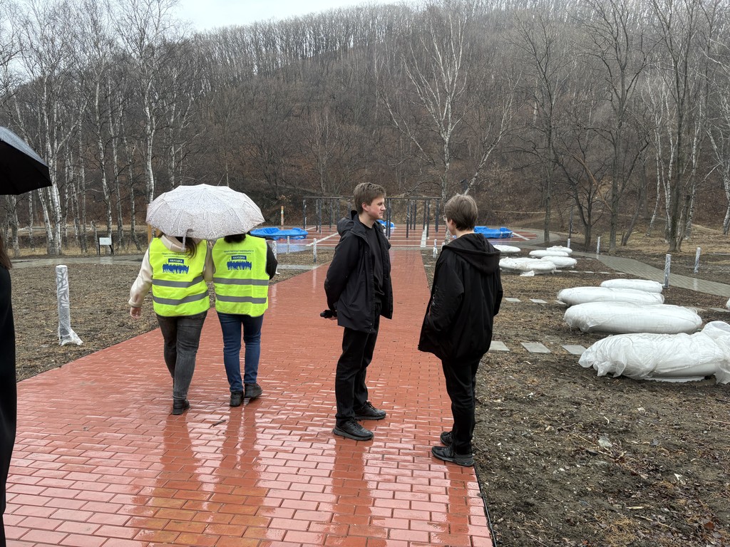 Молодые парламентарии продолжают активно участвовать в жизни города!