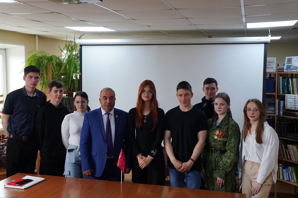 Урок парламентаризма