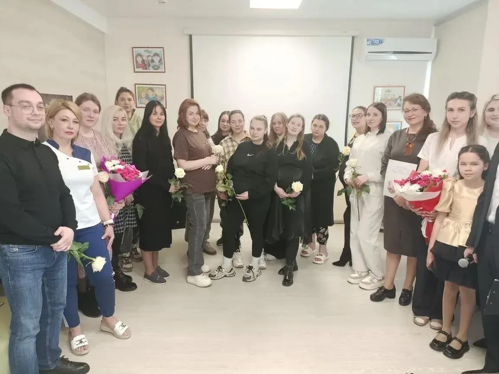 Поздравление с праздником будущих мам